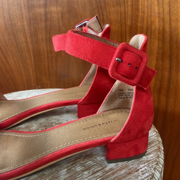 14th and Union Red Suede Sandals 1 inch heels - Picture 2 of 4